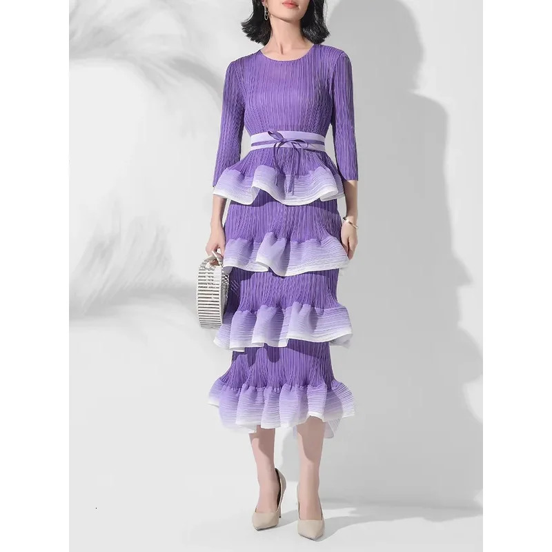 Miyake MidLength Dress Gradient Tiered Skirt Ruffled Hem Drawstring Detail FrenchInspired Chic Pleats Evening Dresses 250208wtt