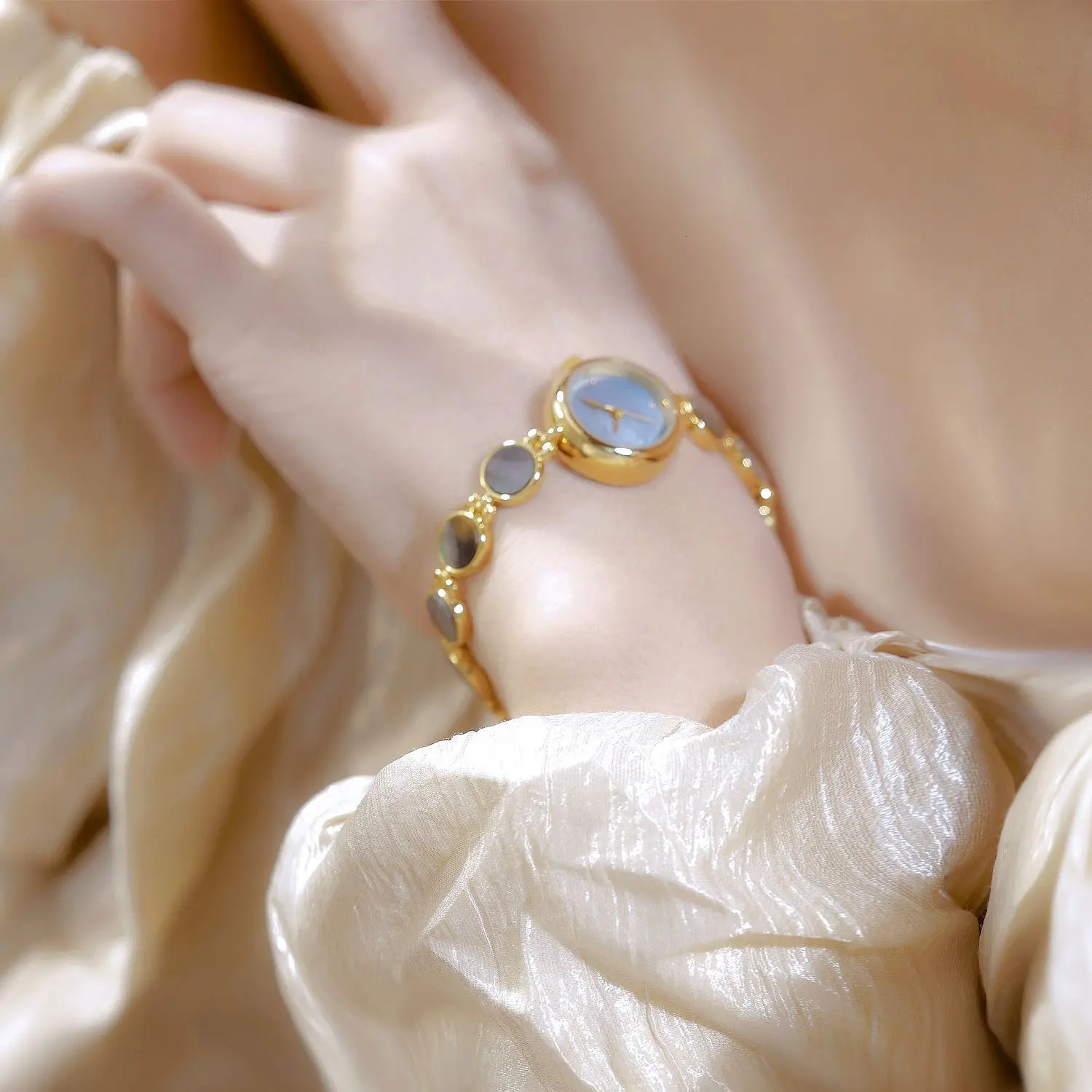 Womens Watch Natural Extreme Light Color Shell High-end Lady Watch Fashion Dress Elegant Wristwatch For Famale Gift 250221