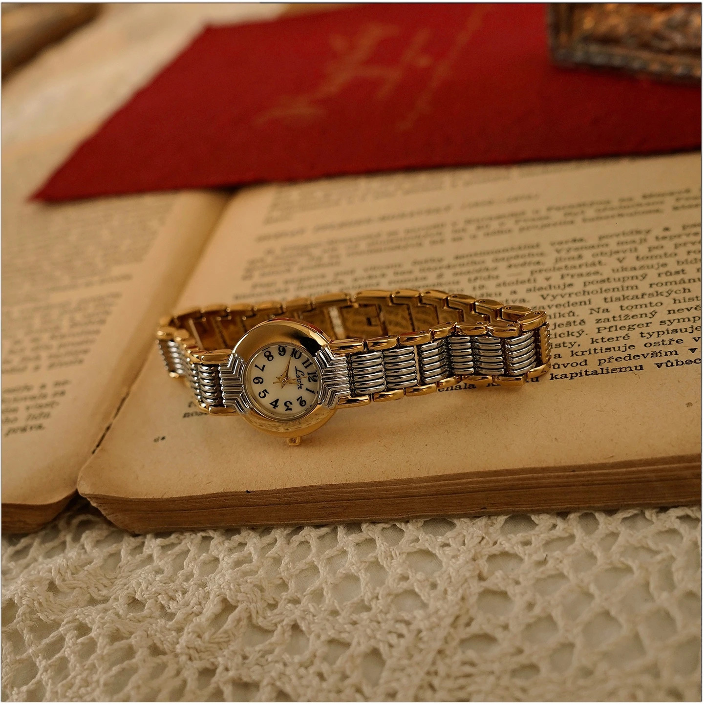 1pc Womens Vintage Gold-tone Stainless Steel Watch With Elegant Numerical Scale Unique Trendy Style Which Hig 250221