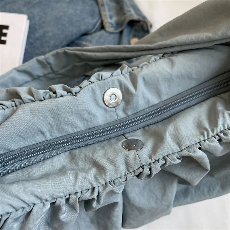 Pleated Women Shoulder Bags Nylon Fabric Pure Color Big Capacity Shopper Tote Casual Street Hobo Bag 2024 ed Handbag 250208