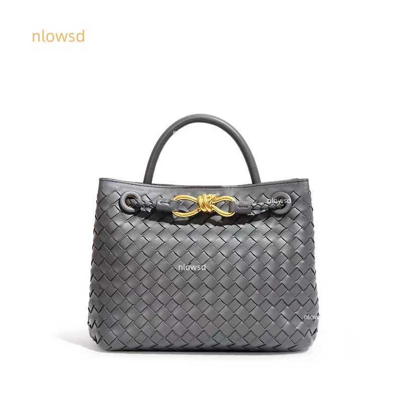Designer Cowhide material Small Andiamo Tote Shopping Bags Womens Real Leather Weave Handle Handbag Lambskin Black Purse Crossbody Shoulder Strap Bag
