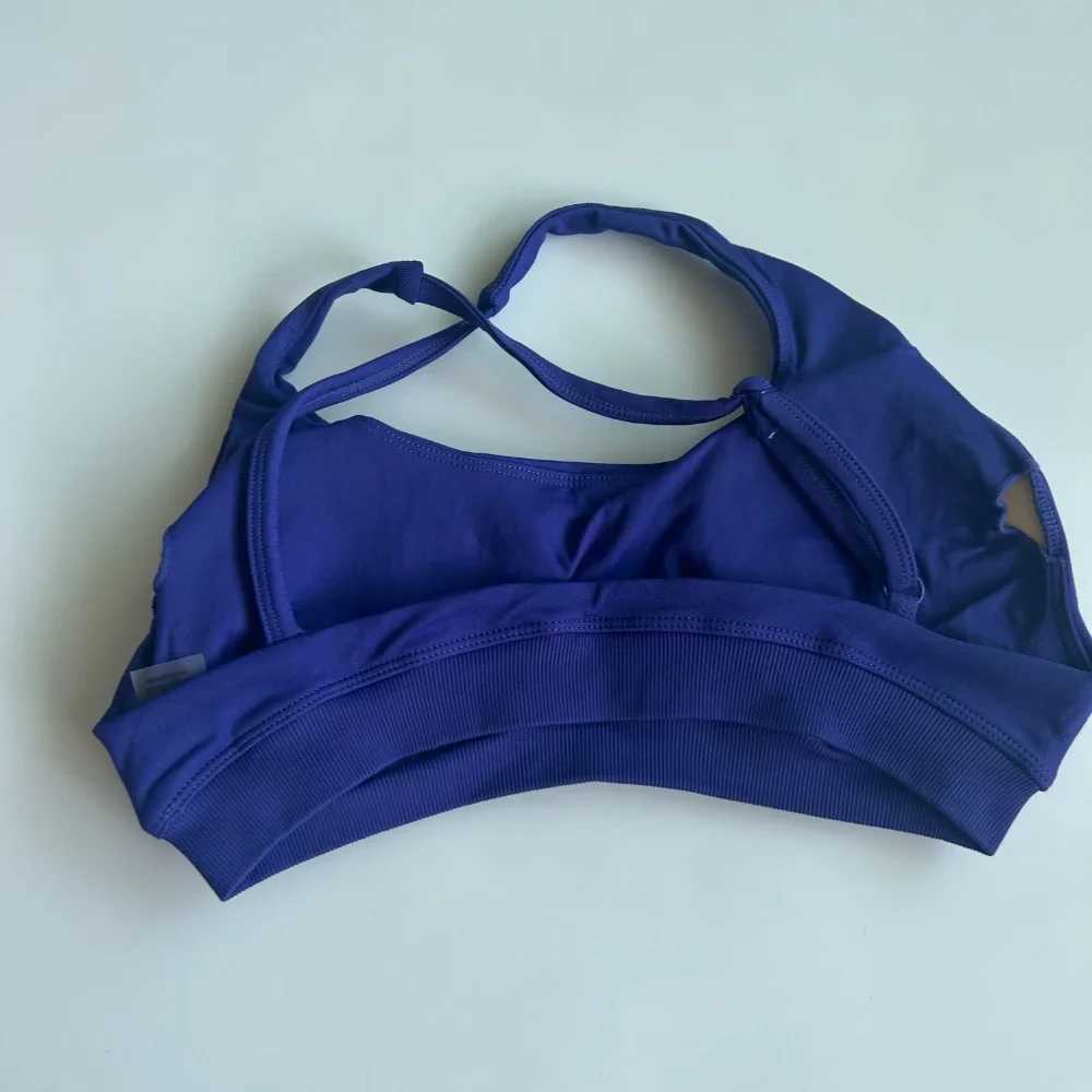 Yoga Outfit Impact Asymmetric Sports Bra For Women One Shoulder Padded Top Hollow Out Sexy Open back Workout GYM Tops H250207