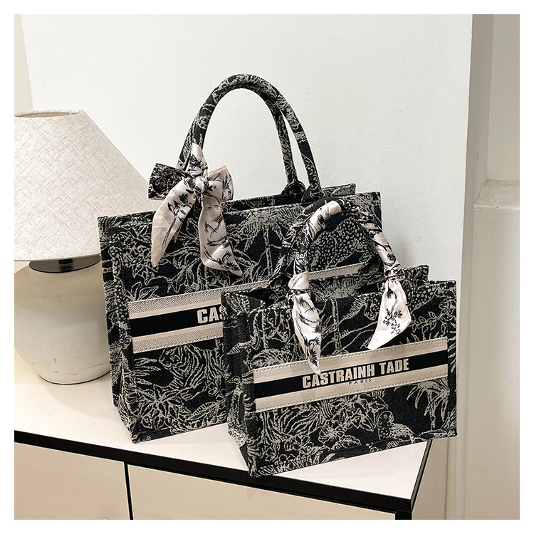 Free shipping 2025 new designer bag Shoulder tote Bags For womans ladies flap fashion printing square handbag girl crossbody Bag