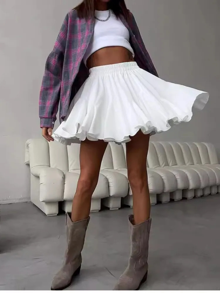 Y2K Womens Skirt Solid Color Fashion Trendy Ruffles Mini Pleated Skirts Kawaii Aesthetic High Waist Aline Alt Clothes 250208Z