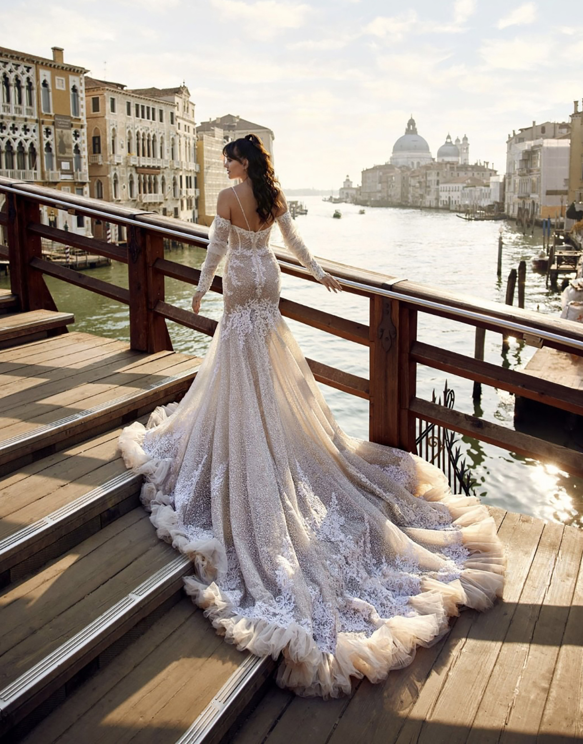 Exquisite Mermaid Wedding Dresses Sexy Sweetheart Sequins Appliques Lace Pearls Sweep Train Bridal Gowns Plus Size Vestido de novia Customized