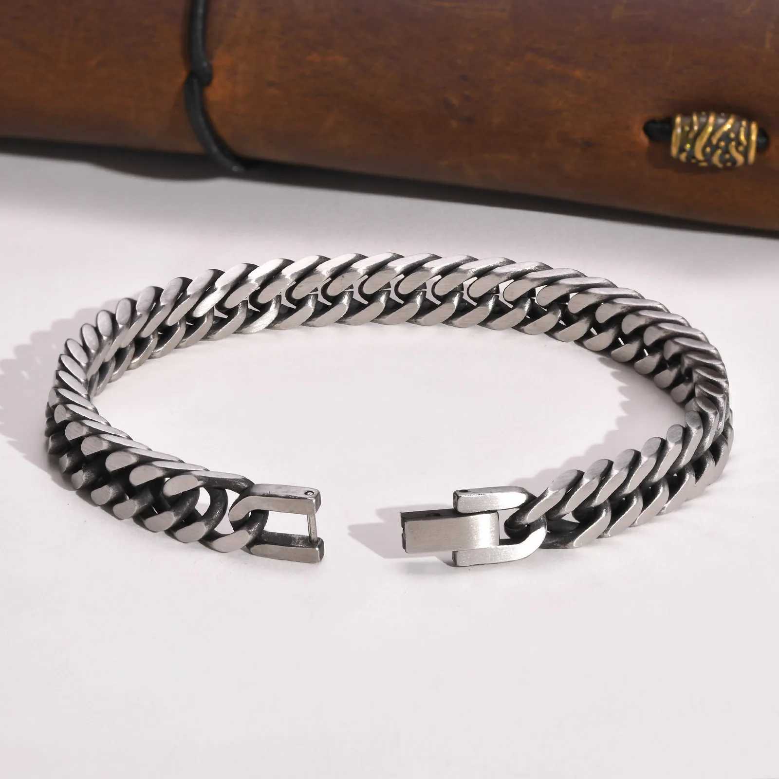 Vnox Chunky Retro Cuban Chain Bracelets for Men Vintage Antique Stainless Steel Curb Dome Link Wristband Cool Outfit Jewelry Y250208