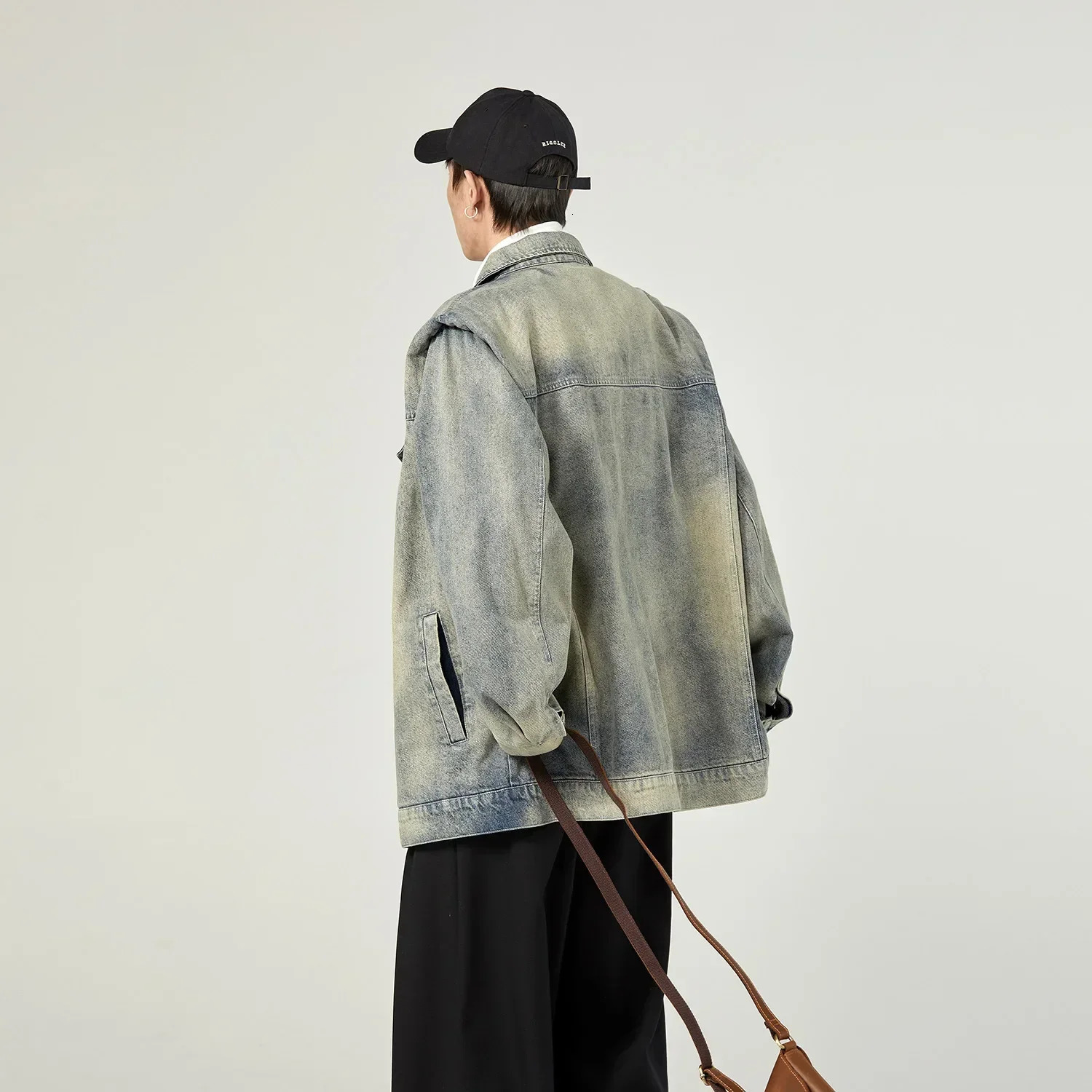 American Style Distressed Washed Loose and Versatile Denim Jacket Trendy Mens Highend Street Workwear 250207