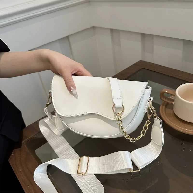 Small Leather Saddle Armpit Bags for Women Summer Chain Fashion Double Straps Shoulder PU Leather Crossbody Bags Festival GiftC250208