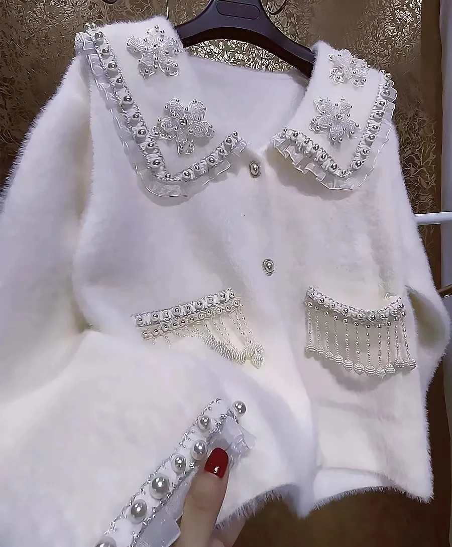 Beaded Flowers Stitch Sweater Cardigan For Women Autumn Winter Beading Tassel Sweater Outwear Knitwear Jacket Coat 250206