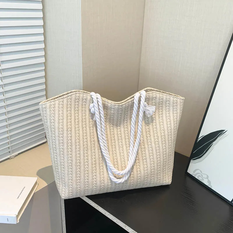Straw Woven Large Capacity Bag Female Summer Beach Woven Bag Womens Bag Single Shoulder Tote Large Bag 250206