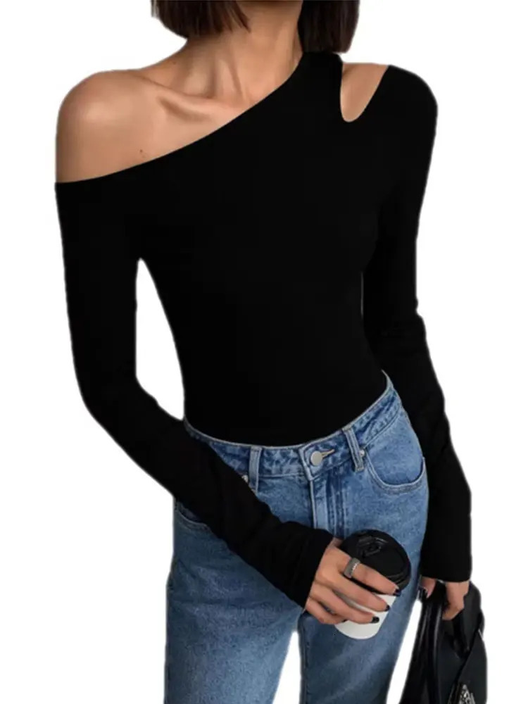 Fashion Skew Collar Offshoulder Longsleeved Tshirt Spring Solid Slim Fit Crop Top Sexy Hollow Out Tees Shirts 250208Z