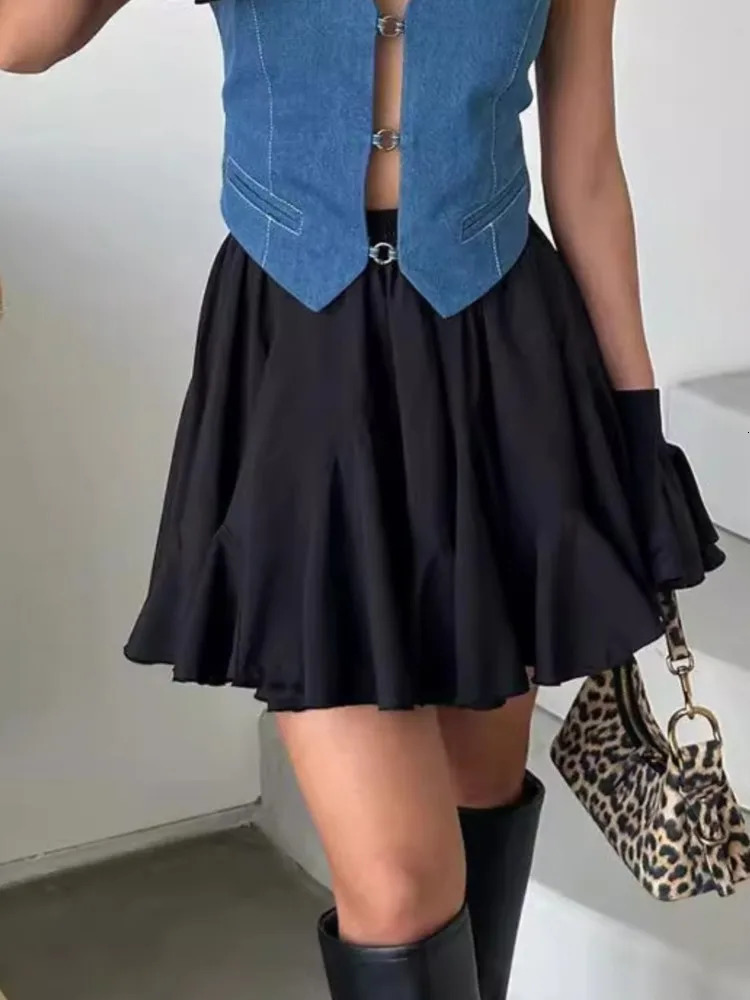 Y2K Womens Skirt Solid Color Fashion Trendy Ruffles Mini Pleated Skirts Kawaii Aesthetic High Waist Aline Alt Clothes 250208Z