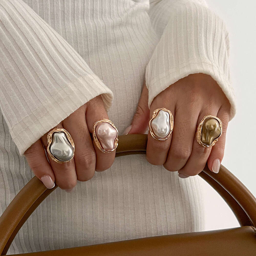 Jewelry Baroque inlaid with pearl irregular alloy rings, new style