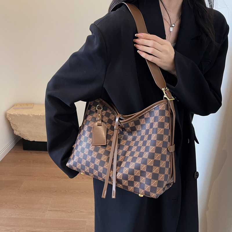 Free shipping 2025 new designer bag Shoulder Bags For womans ladies flap fashion printing square handbag girl crossbody Bag