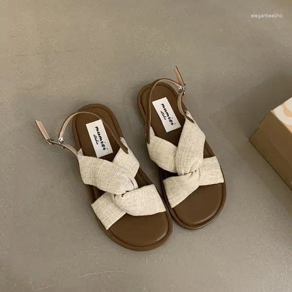 2025 S Fashion Designer Sandals Beach Sandal Woman Female Shoe Summer All Match Gladiator Girls Outside Flat Comfort Scandals Rome Casua