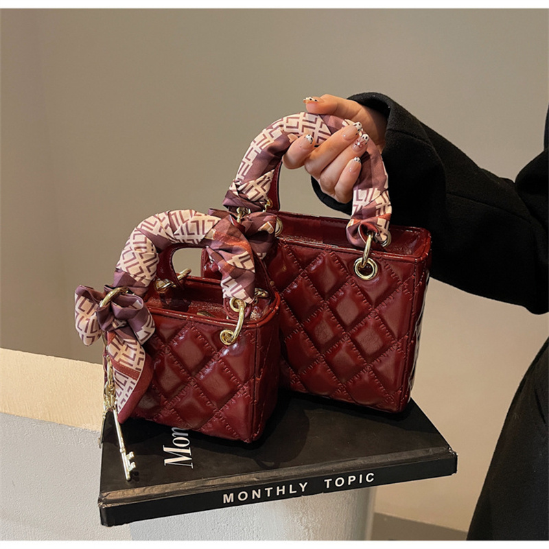 Designer Black Purse - Vintage Shoulder Bags, 2025 Spring Fashionable Crossbody Bag For Women New Free Delivery Designer Bag