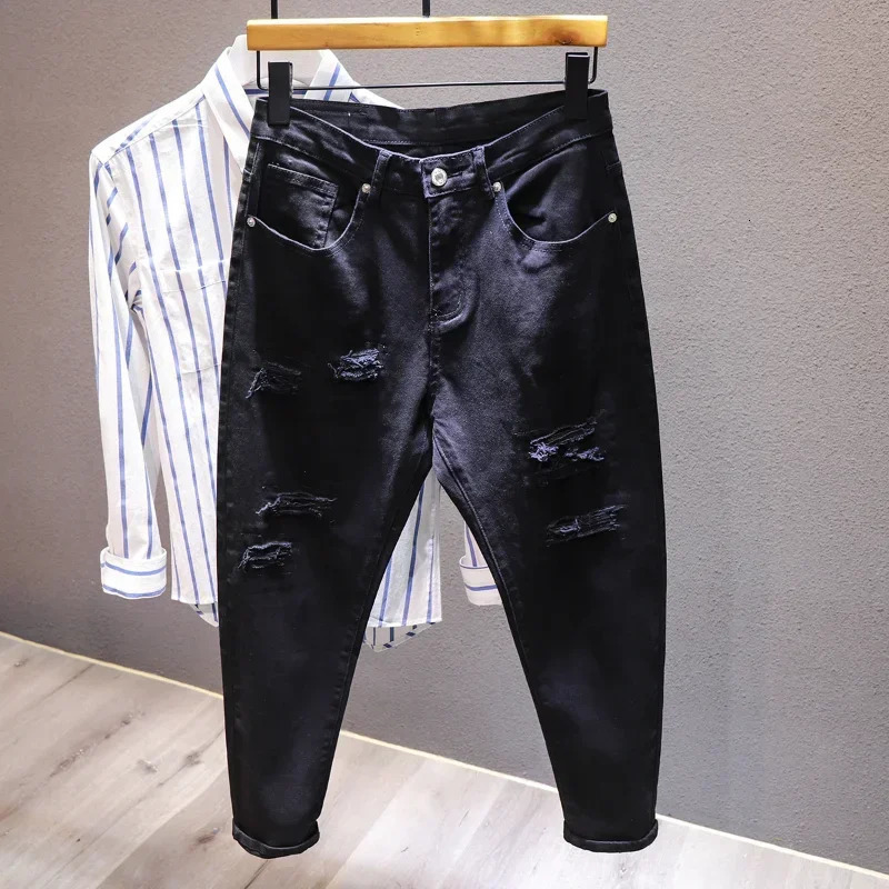 2024 Style Ripped and Versatile Fashionable Slim Jeans Solid Color Male Streetwear Stretch Comfort Mens Casual Denim Shorts 250120