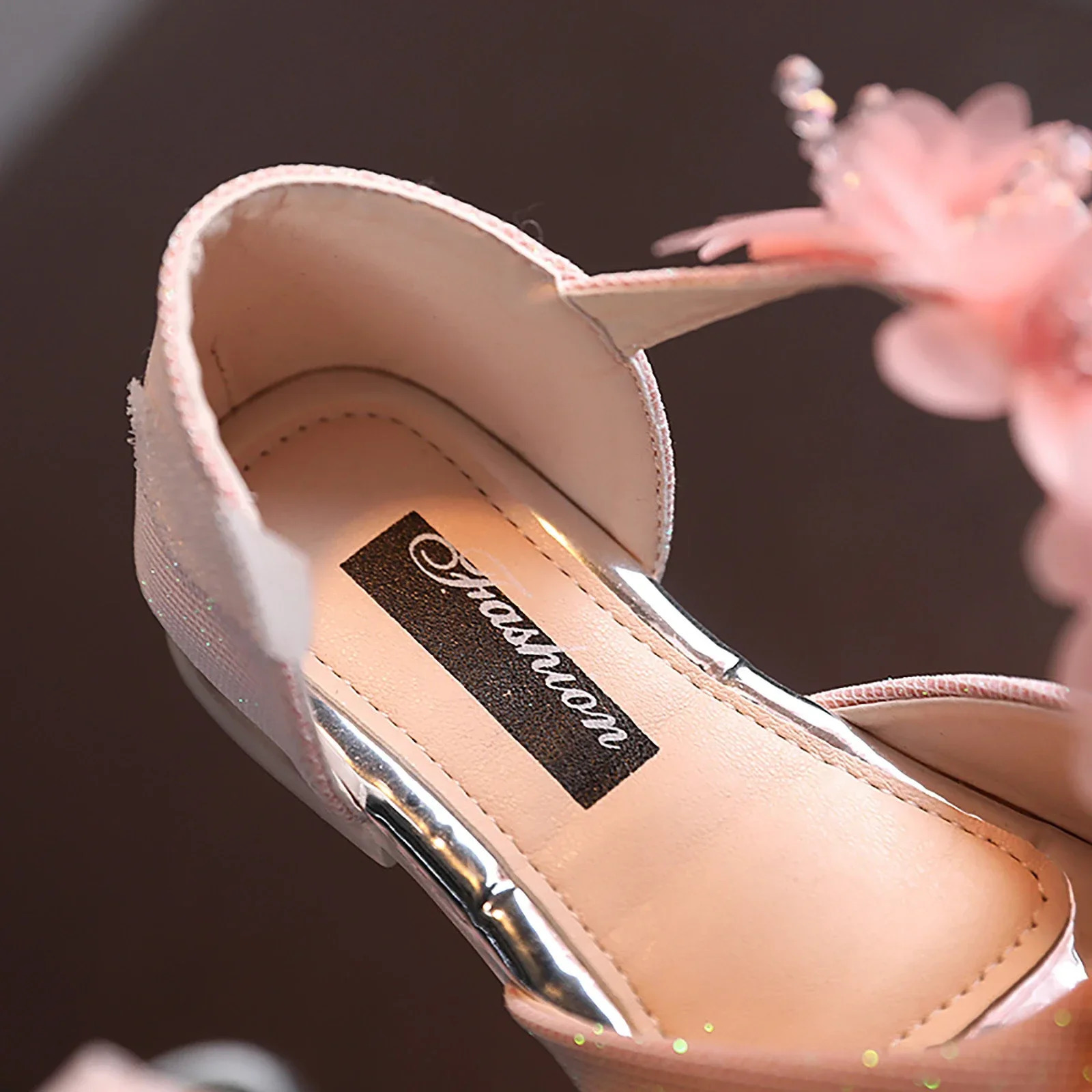 Summer Style Childrens Sandals Girls Fashion Rhinestone Flower Princess Shoes Little Girls Soft Soled Dance Shoes Girls 250121