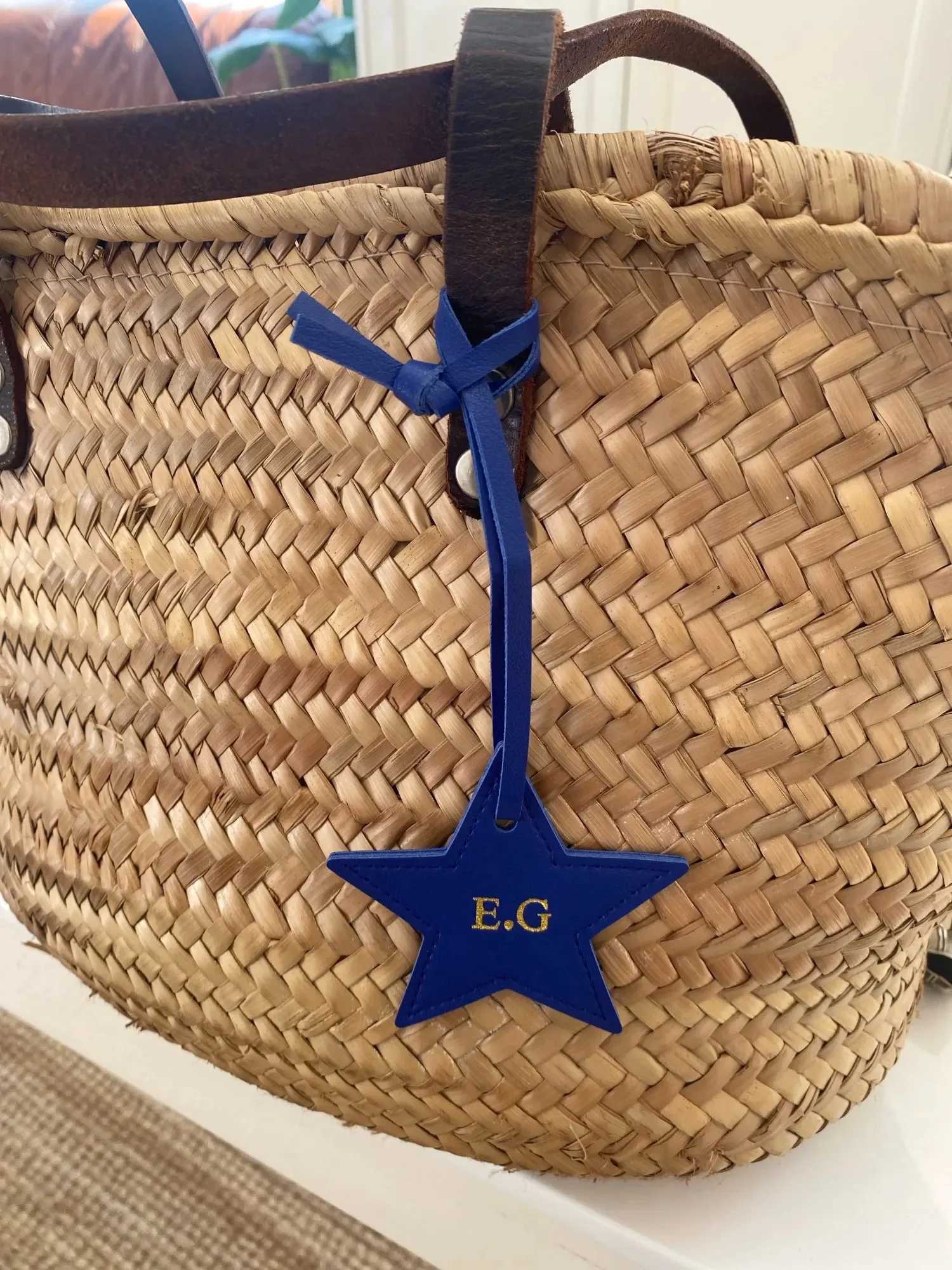 New Cust Initals Leather Five-Pointed Star Keychain Pendant Car Key Star Decorated Pendant Bag Accessories Y250208