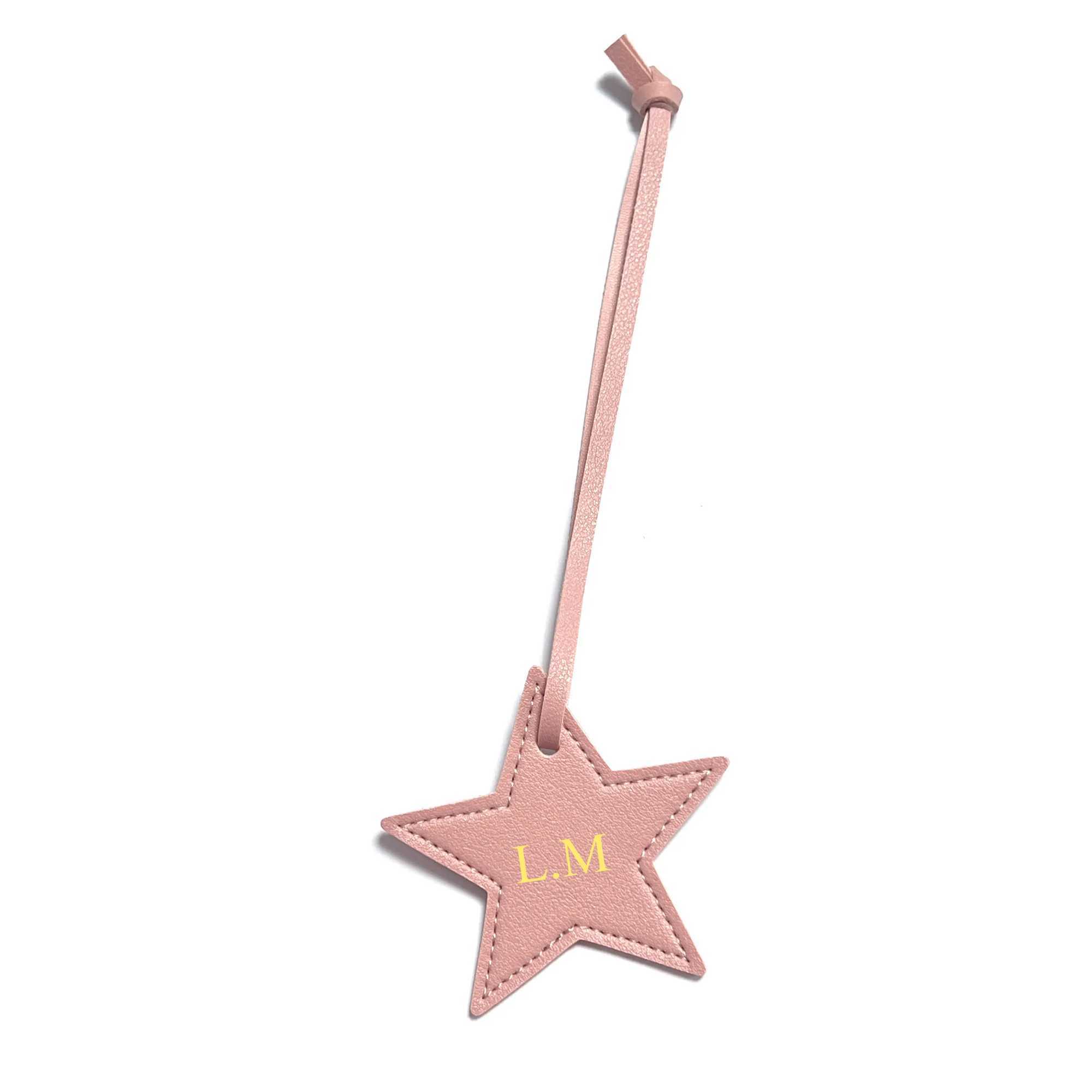 New Cust Initals Leather Five-Pointed Star Keychain Pendant Car Key Star Decorated Pendant Bag Accessories Y250208
