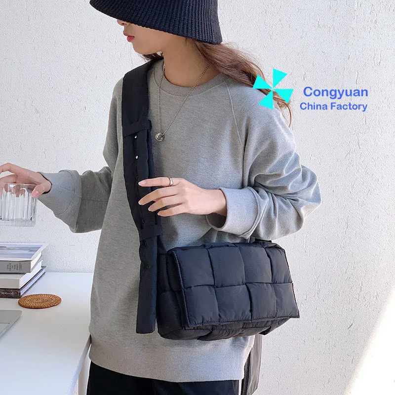 ers Pillow Bag Women High Quality Knitted Bag Single Shoulder Crossbody Bag Female Messenger Bags 250208