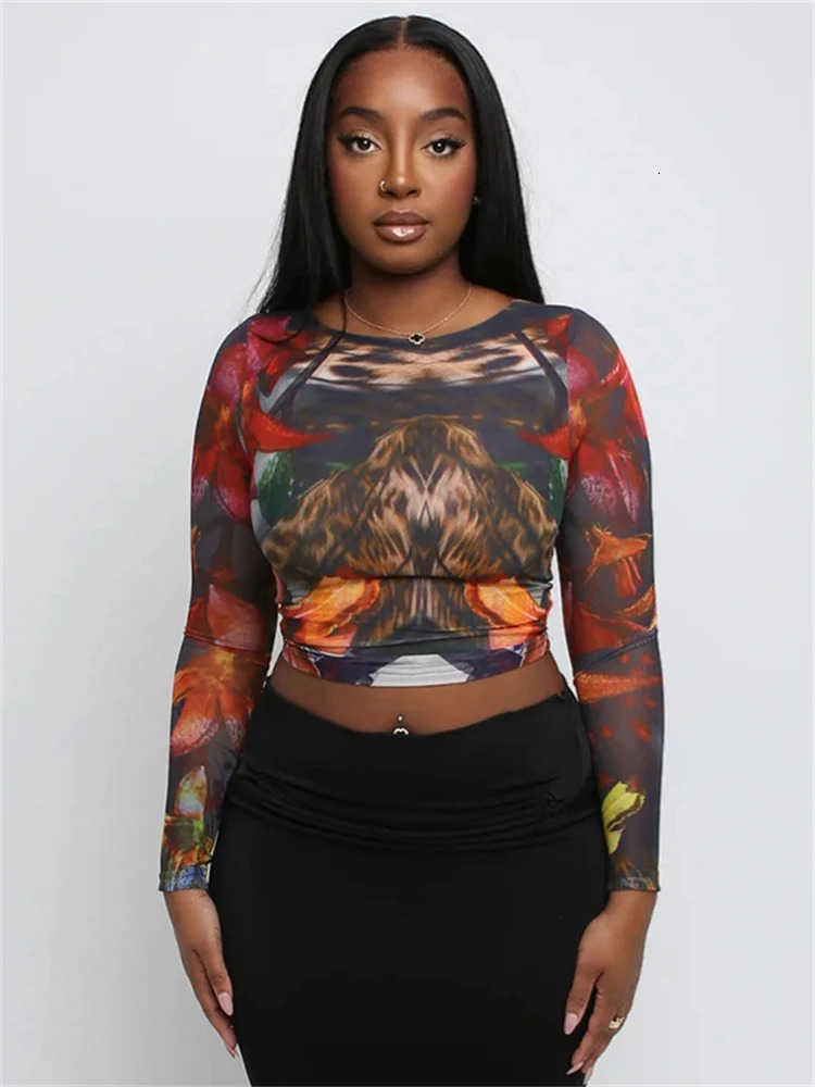 WLWXR Winter Abstract Animal Graphics Long Sleeve Crop Top Women Y2K Fashion Crew Neck Slim T-shirt Streetwear Basic Tees 250207