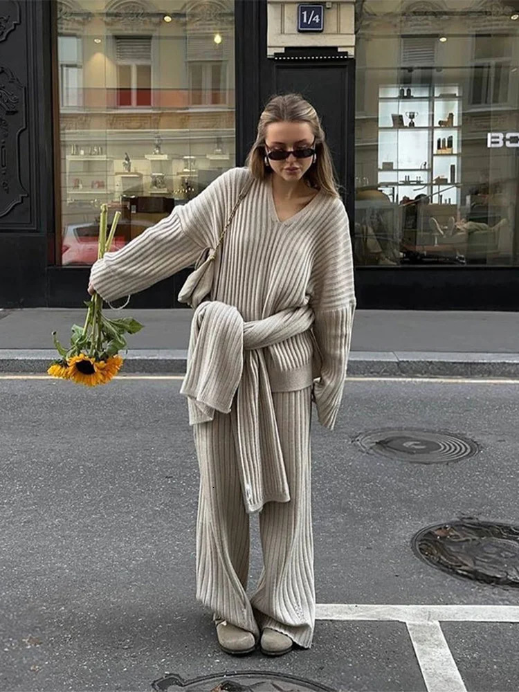 Elegant Burgundy autumn long sleeved sweater set fashionable knitted scarf with floral pattern Trouser set womens warm streetwear 250207