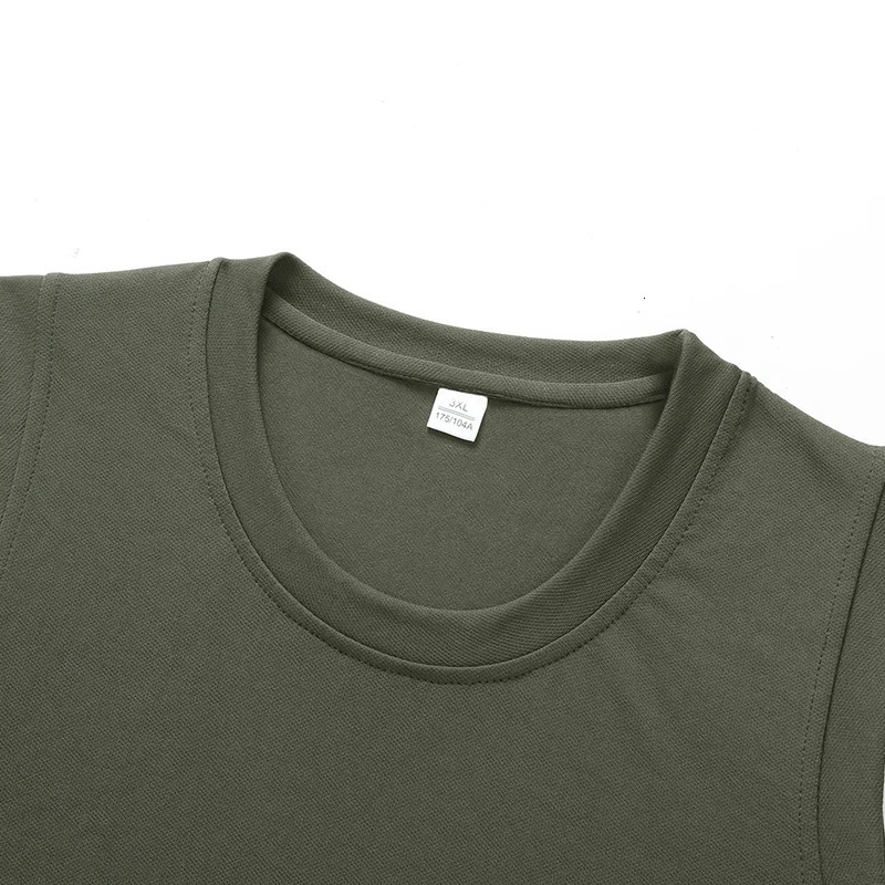 Summer Ice Silk Quick Dry Mens Undershirt Round Neck Sports Leisure Breathable TShirt Loose Solid Color Fitness Clothing 250207