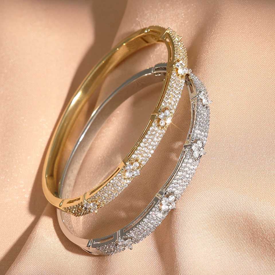 Yupsk Luxury Shiny Full Zircon Open Bangle Bracelet for Women Exquisite Brass Flowers Design Wedding Party Jewelry Gift Y250208