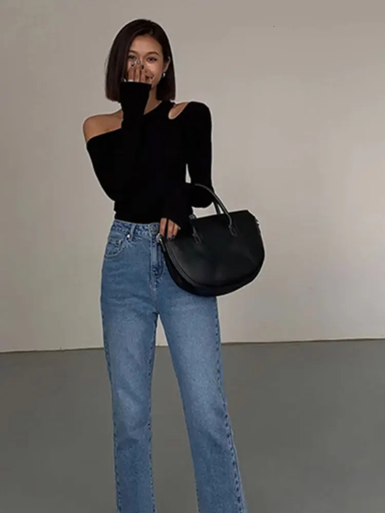 Fashion Skew Collar Offshoulder Longsleeved Tshirt Spring Solid Slim Fit Crop Top Sexy Hollow Out Tees Shirts 250208Z