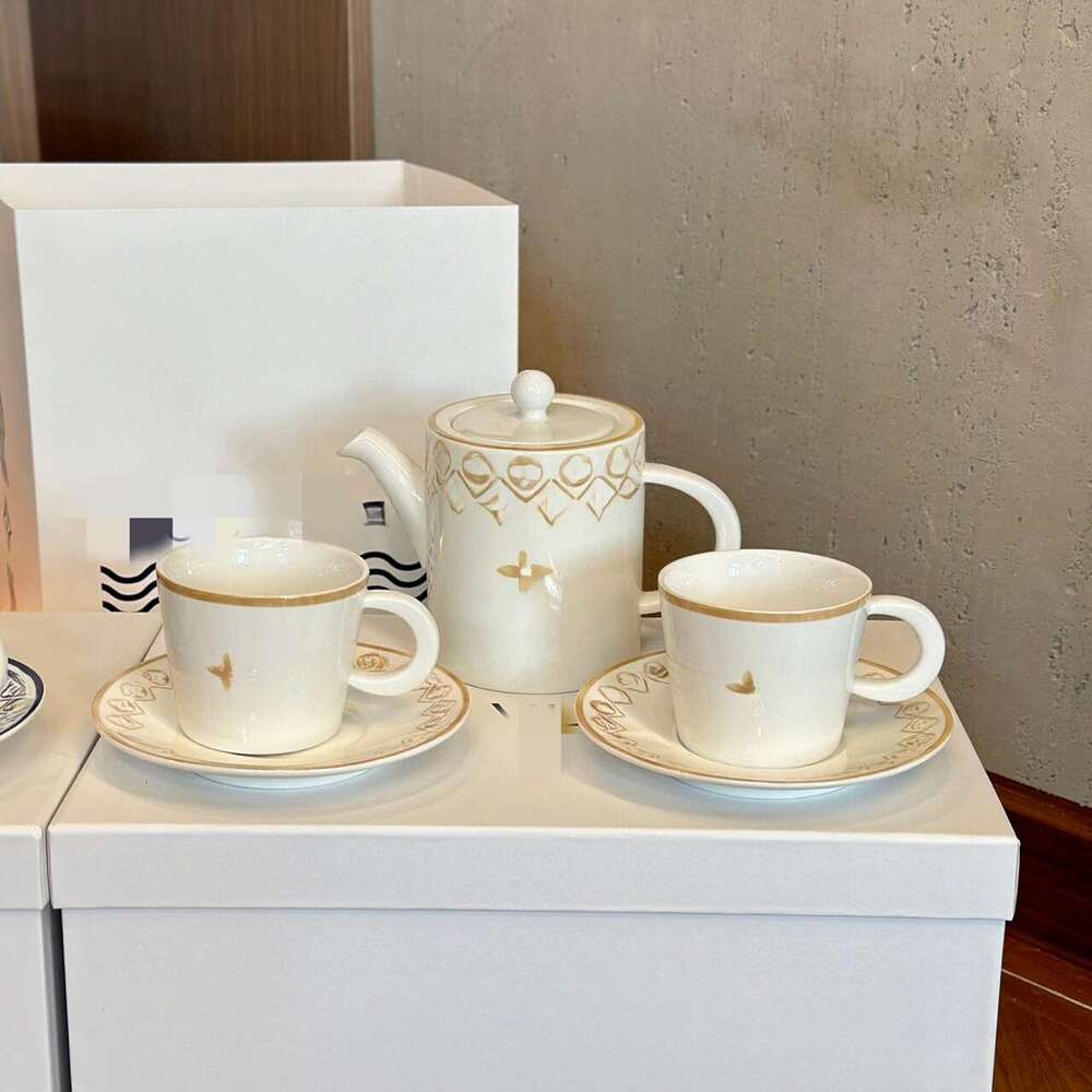 Simple And Fashionable Bone China Coffee Plates, Afternoon Tea Couple's Cups, Gifts