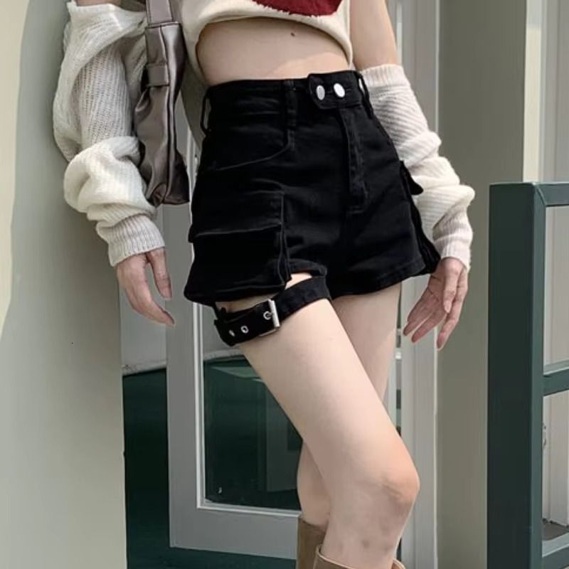 2025 Summer New Work Pants Denim Shorts Designer Women's Retro Y2k Pocket Sexy Girl American Style Gentle High Waist Fashionable Casual Street We
