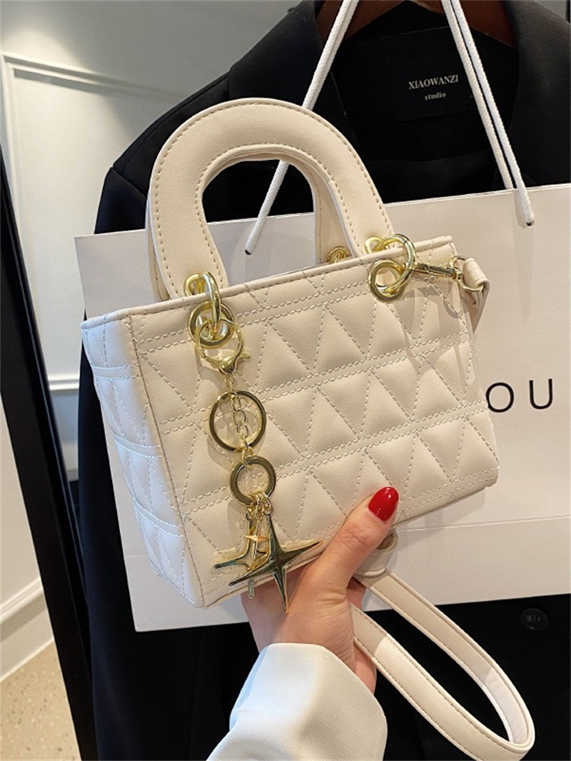 Free Shipping Free Shipping Designer Shoulder Bags 2025 Spring New Fashionable Versatile Crossbody Bag For Woman Black Designer Bag Luxury Bag Tote Ba