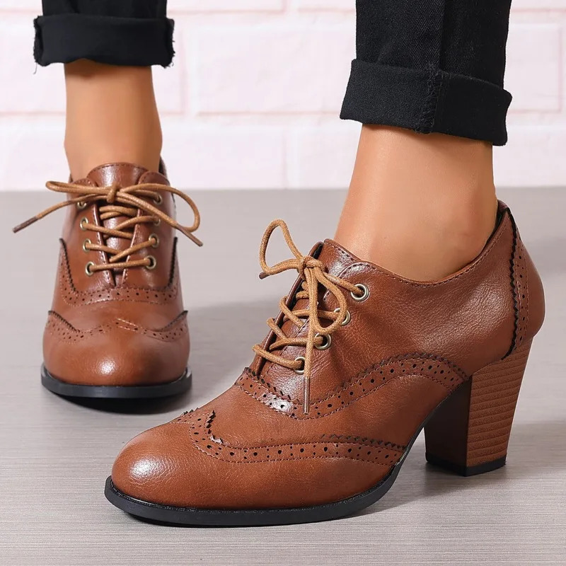 2024 Women Pumps Round Toe Wood Heels Platform Student Carved Retro LaceUp Classic Spring 250118