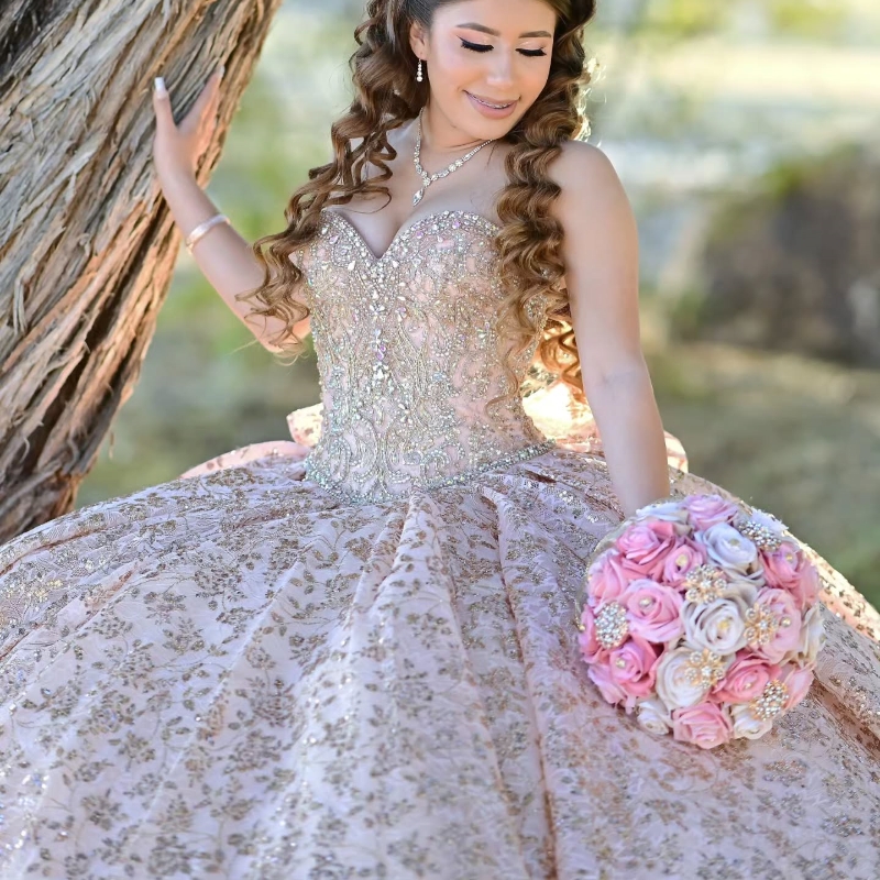 Pink Shiny Quinceanera Dresses Ball Gown Off The Shoulder Applique Beading Crystal Bow Tull Party Birthday Sweet 16 Dress Vestidos 15 anos