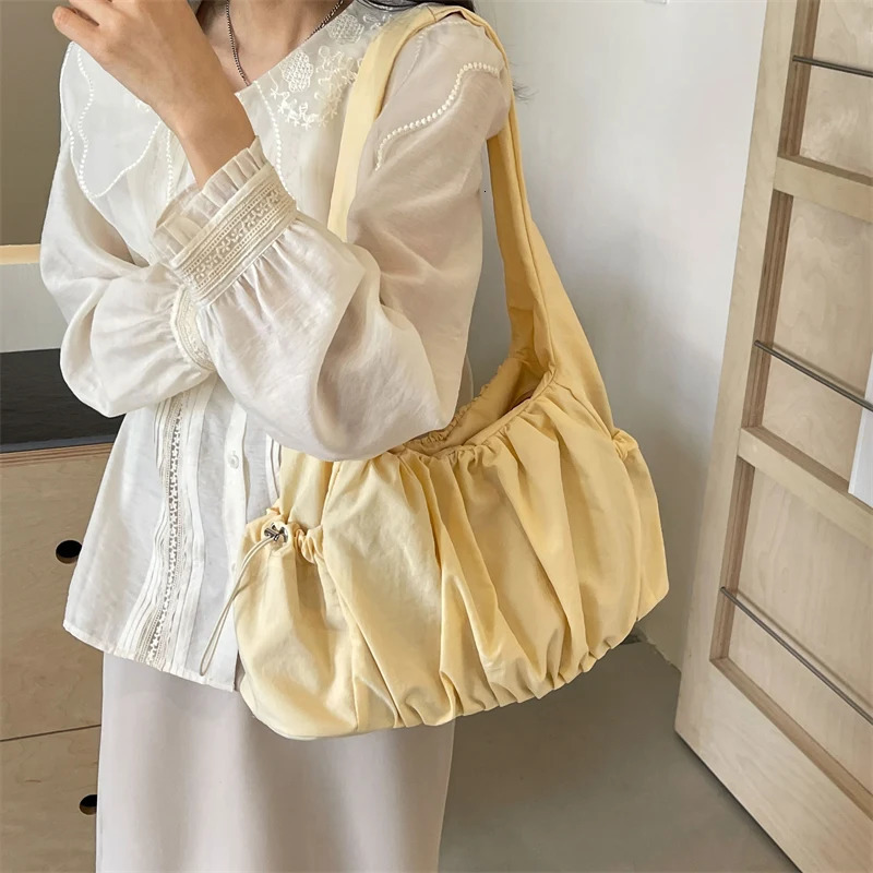 Pleated Women Shoulder Bags Nylon Fabric Pure Color Big Capacity Shopper Tote Casual Street Hobo Bag 2024 ed Handbag 250208