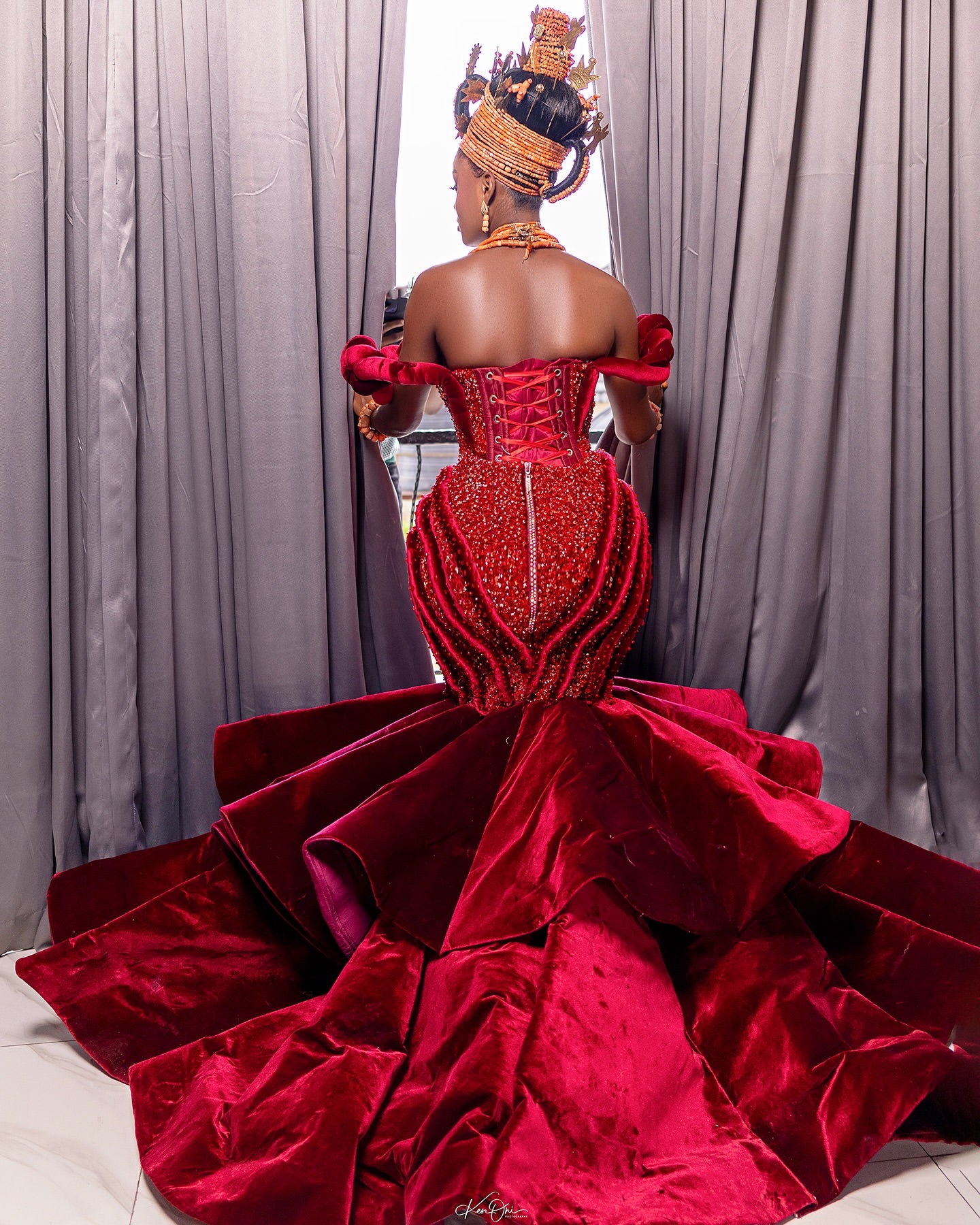 Aso Ebi Red Mermaid Prom Dresses 2025 Velvet Beaded Crystals Sweetheart Evening Formal Party Second Birthday Engagement Gowns Plus Size Dress For Spec