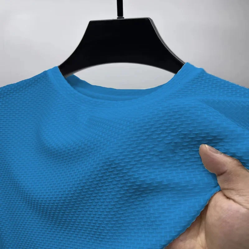 mens embroidered cam ice silk round neck short sleeved Tshirt for summer ious fashionable casual breathable and cool polo shirt 250207