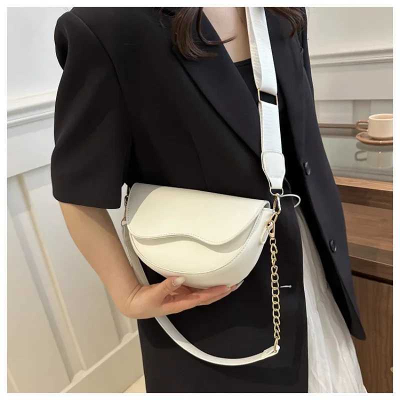 Small Leather Saddle Armpit Bags for Women Summer Chain Fashion Double Straps Shoulder PU Leather Crossbody Bags Festival GiftC250208