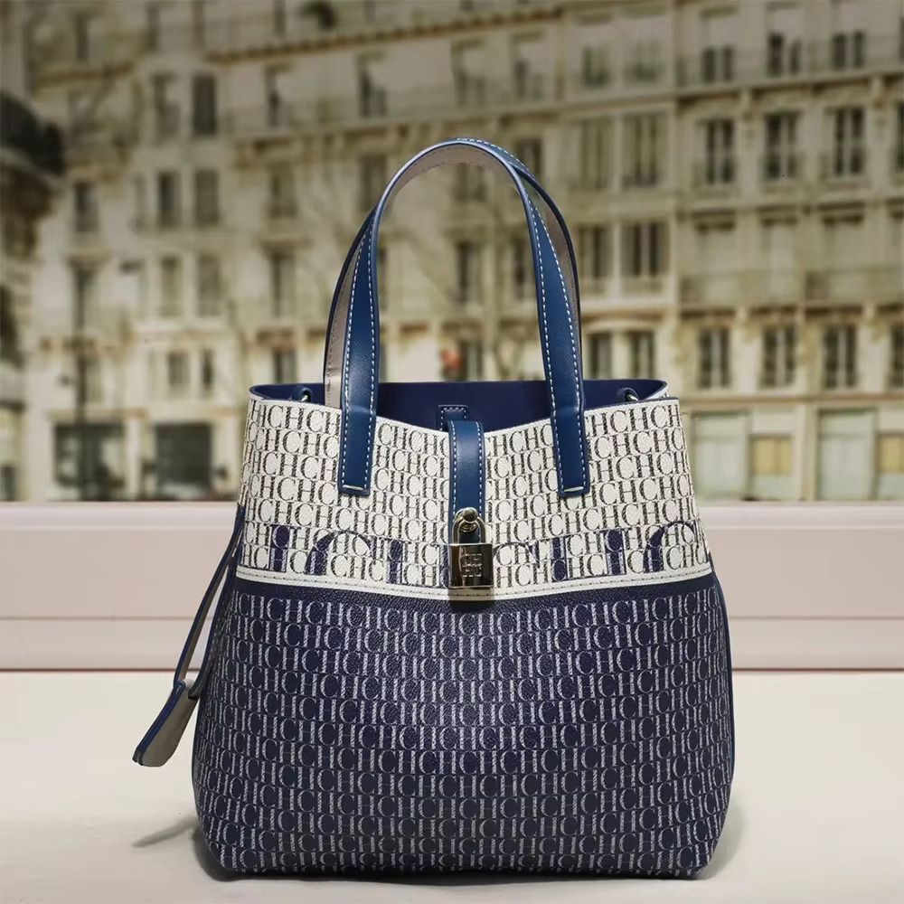 New Unique Large Capacity Women's Bucket Shoulder Bag Classic Retro Exquisite Print Style Multi Purpose