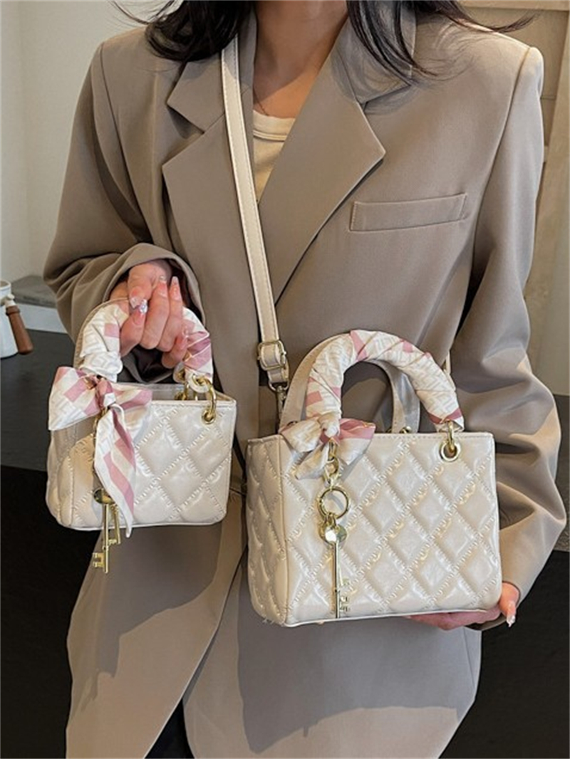 Designer Handbags: Chic Crossbody Bag - Lightweight Spring Fashion Vintage Shoulder Bags For Women New Free Delivery Designer Bag
