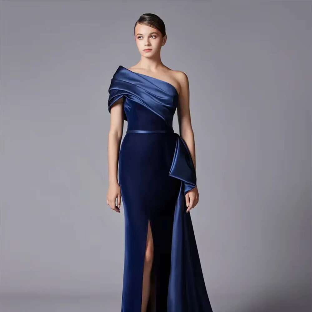 Chic Ball Gowns Off Shoulder Pleated In A Straight Fashion Evening Front Slit Up The Floor Party Dresses For Woman