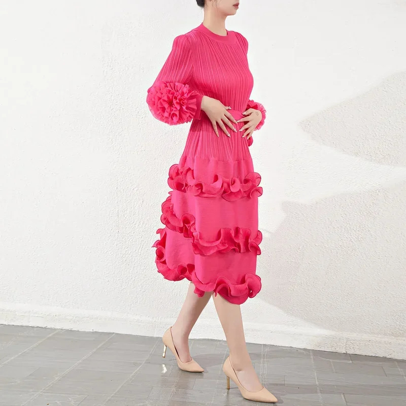 Miyake Pleated Style party Dress for Womens Spring and Autumn Round Neck Loose Slim Irregular Cake Skirt 250208