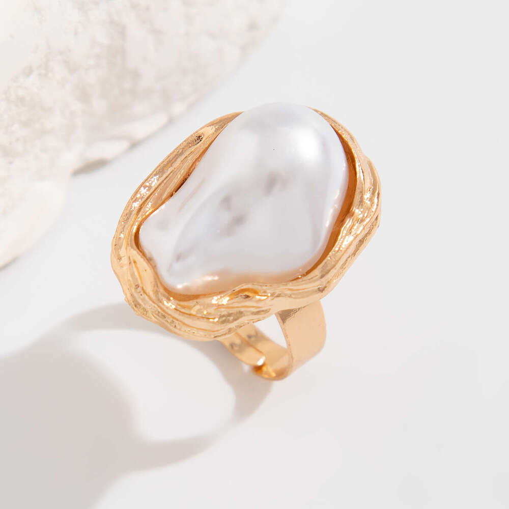 Jewelry Baroque inlaid with pearl irregular alloy rings, new style