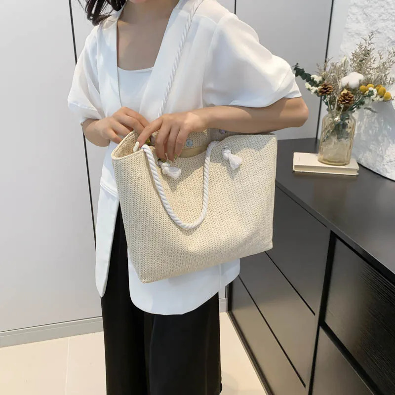Straw Woven Large Capacity Bag Female Summer Beach Woven Bag Womens Bag Single Shoulder Tote Large Bag 250206