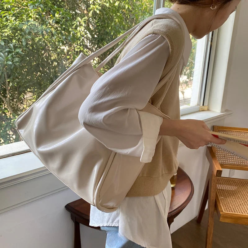 Portable Texture Tote Bag for Women Shoulder Underarm Commuting Large Capacity Niche n Autumn Winter Handbags 250121