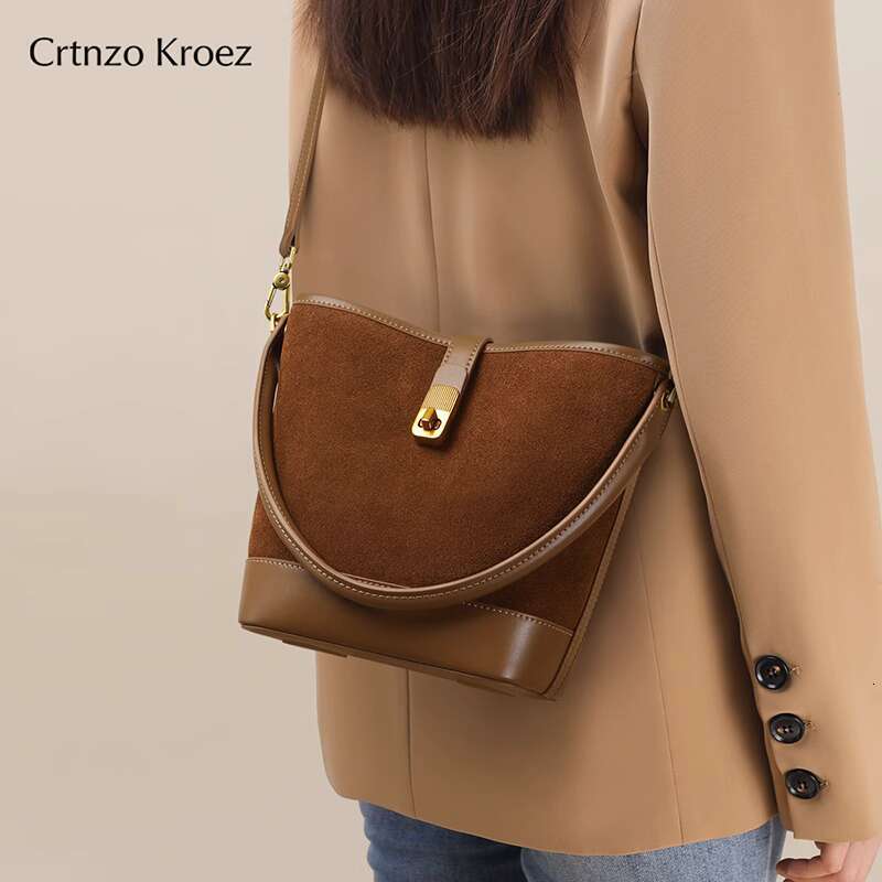 Women's Bags Little flagship store bucket new crossbody leather women's bag commuting handbag