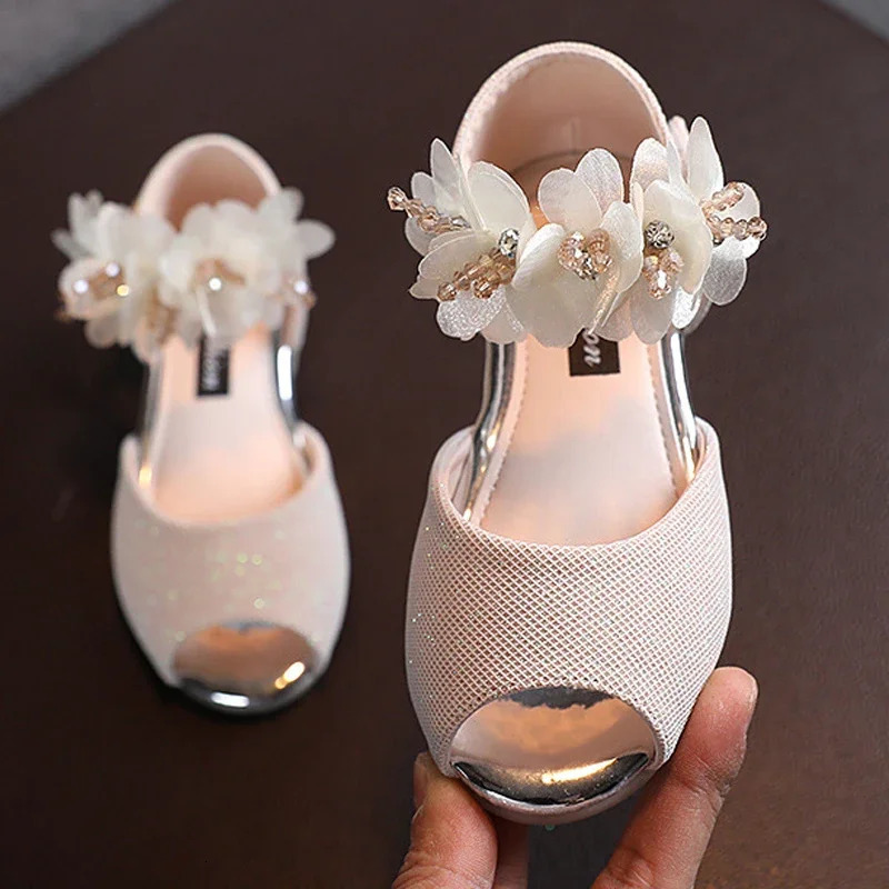 Summer Style Childrens Sandals Girls Fashion Rhinestone Flower Princess Shoes Little Girls Soft Soled Dance Shoes Girls 250121