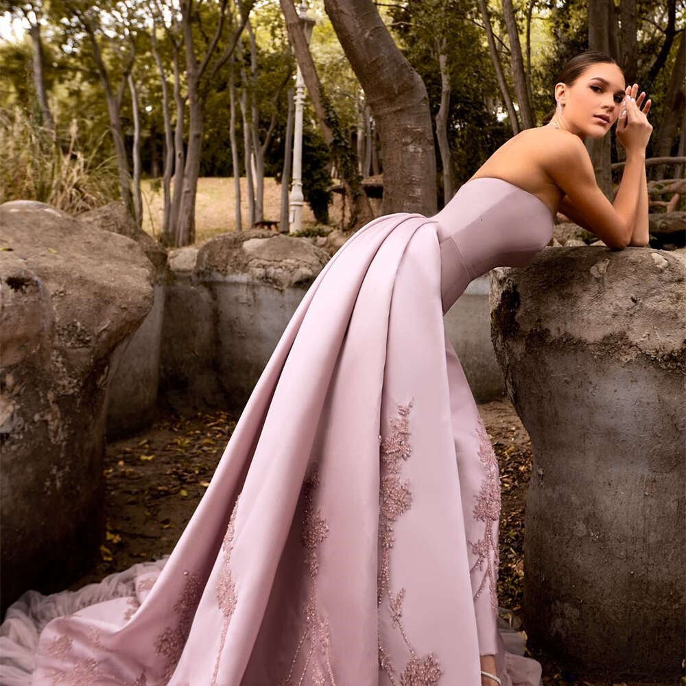 Exquisite Beads Sequins Ball Gowns The Strapless Sleeveless Draped Party Fashion Chic Sweep Train Evening Dresses