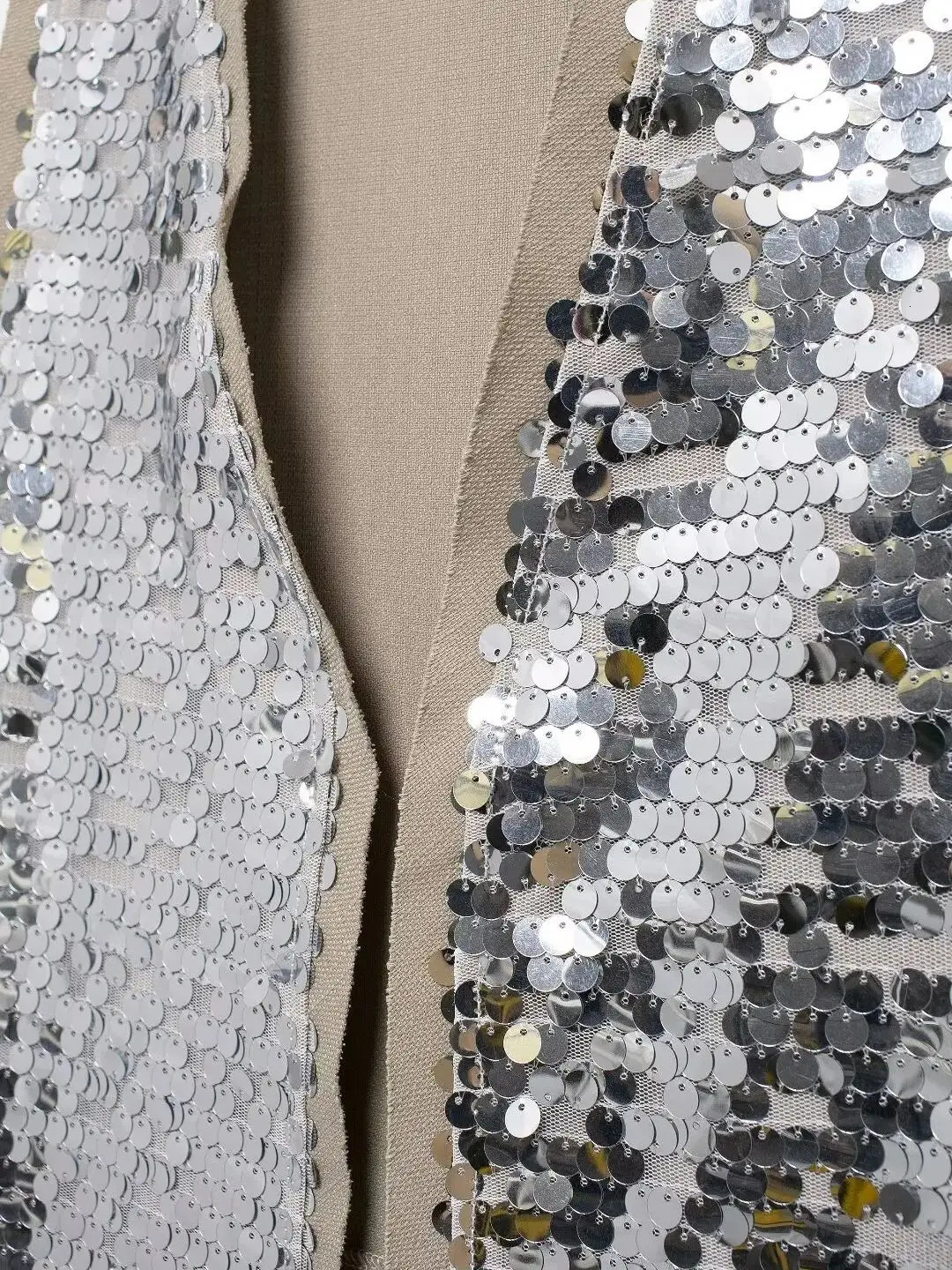 Zevity Women Euro V Neck Sequined n Patchwork Vest Jacket Lady Sleeveless Open Stitching Casual Retro WaistCoat Tops CT6229 250207